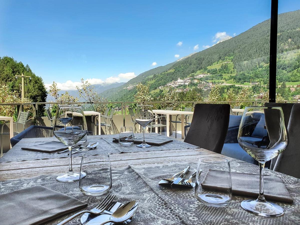 Residence Adamello Resort Ponte Di Legno Kültér fotó
