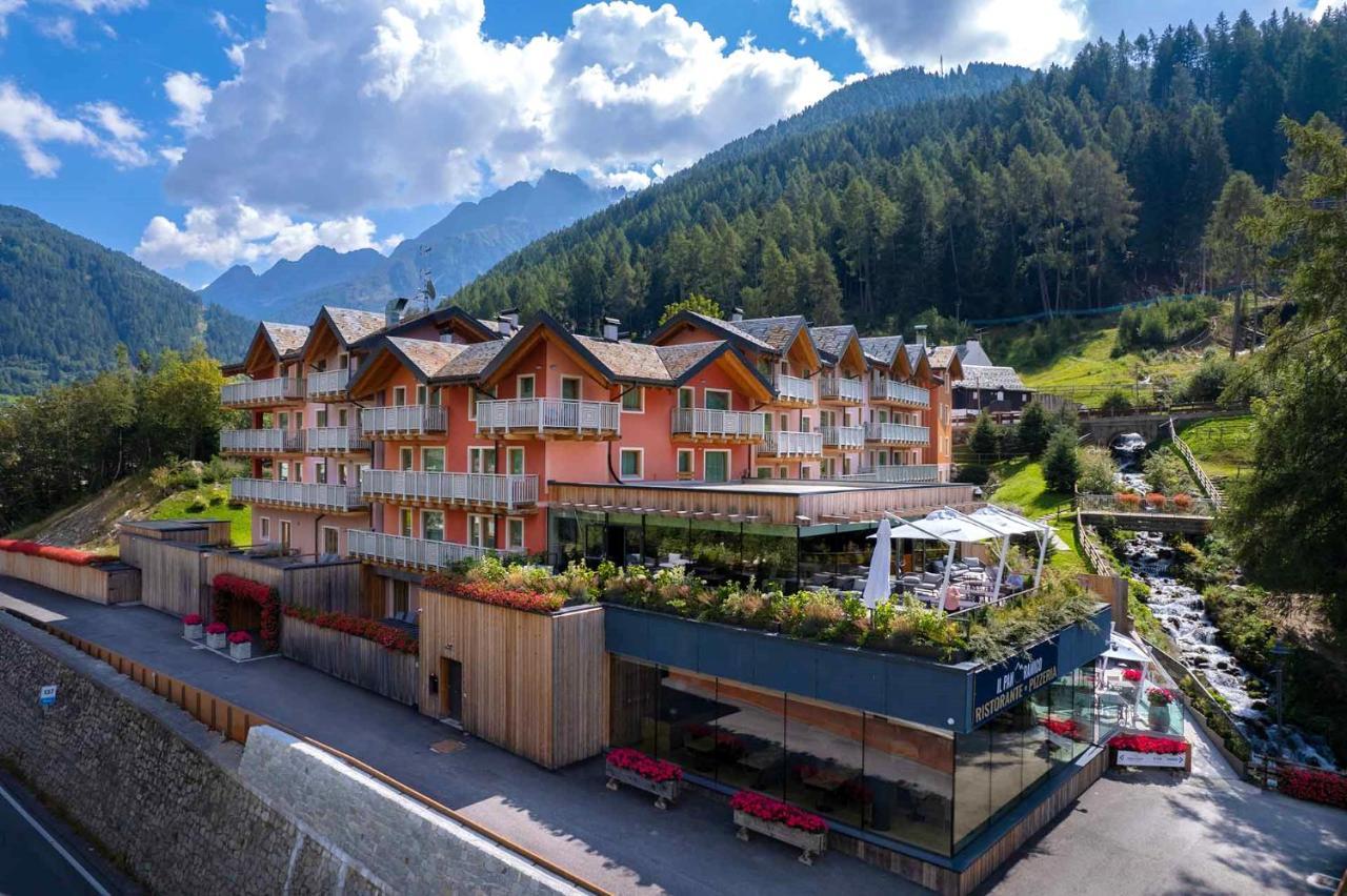 Residence Adamello Resort Ponte Di Legno Kültér fotó